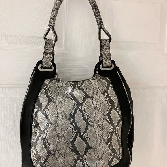 Exotic Malini Murjani Soft Leather and Python skin - Picture 2 of 5